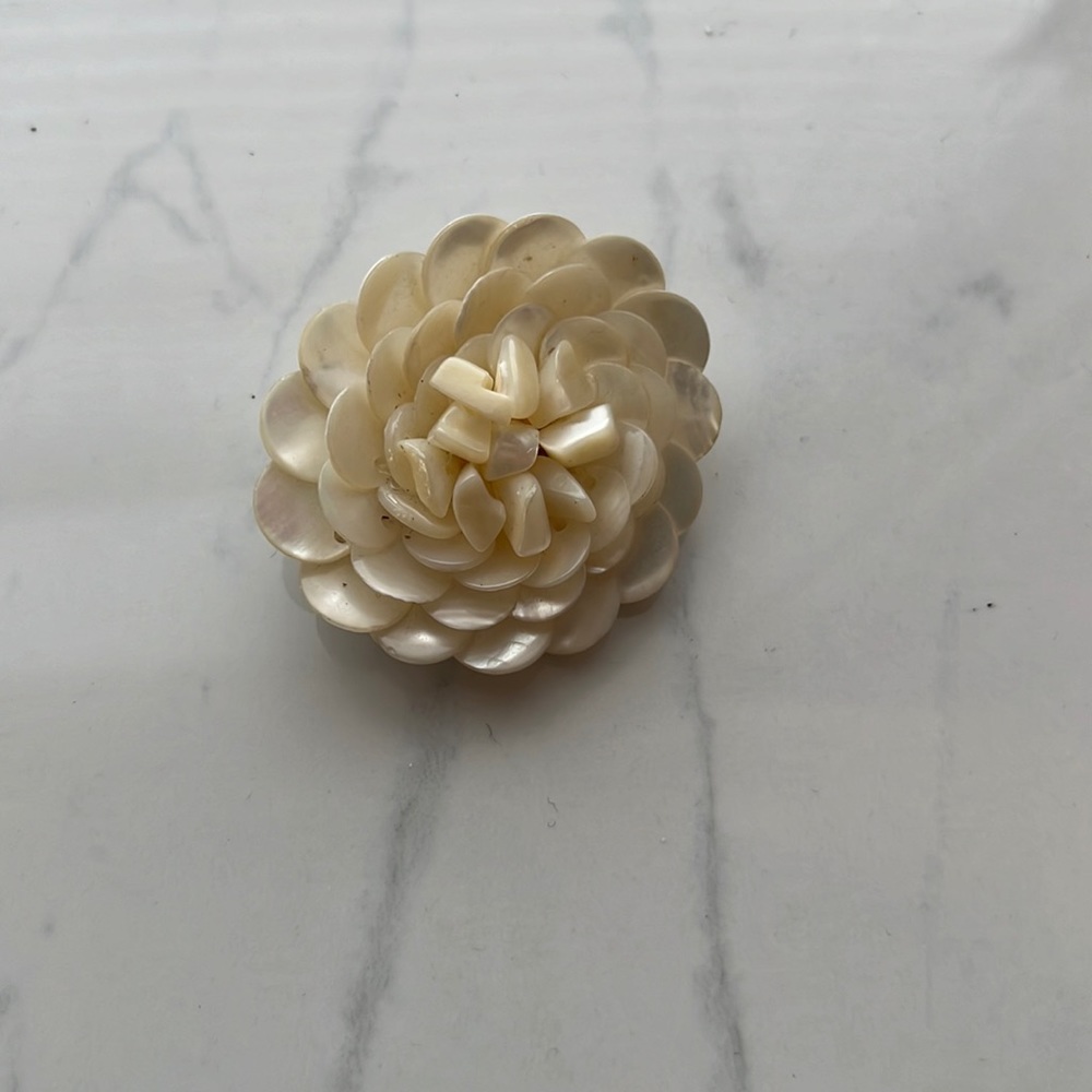 Flower brooch
